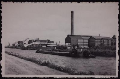 Olen, fabriek aan het Kempisch Kanaal
