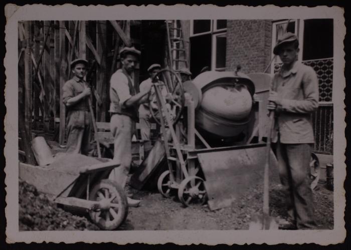 Berlaar, bouw zaal klooster, ca. 1936