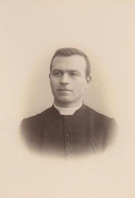 'Jonge priester Jozef Ernest Van Roey, 1897'