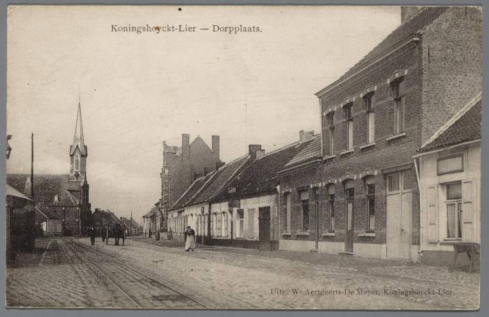 Koningshooikt, Koningsplein