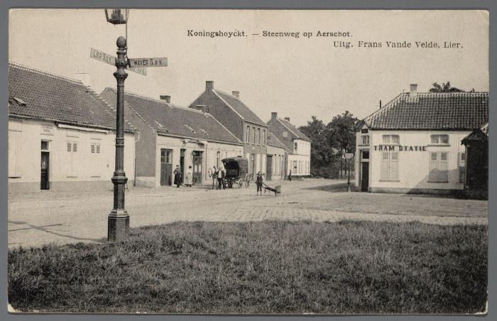 Koningshooikt, Koningsplein 
