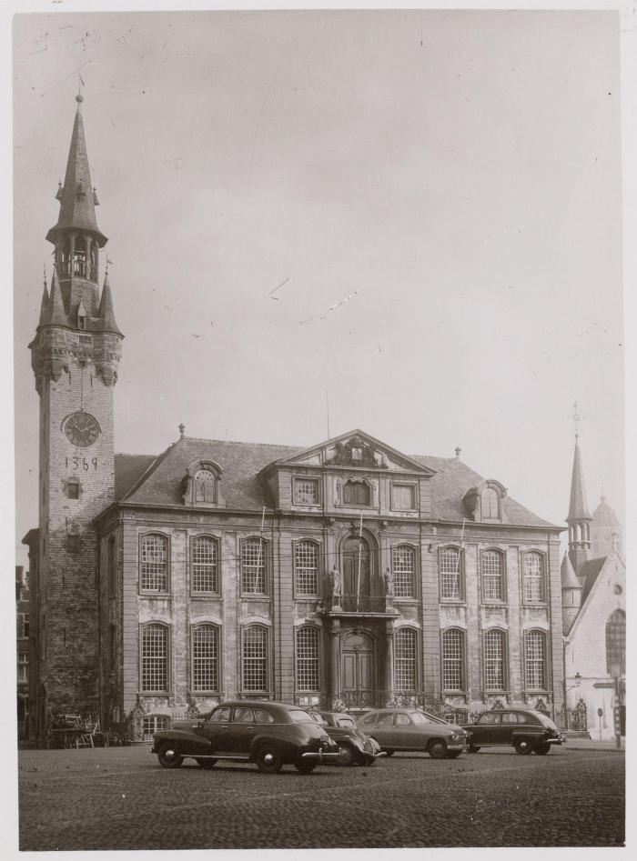Lier, stadhuis met belforttoren