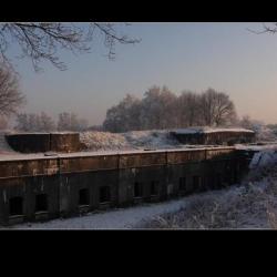 Geschutskoepels fort Kessel in een winters jasje