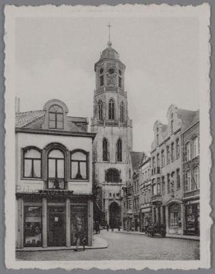Lier, Rechtestraat met de Sint-Gummaruskerk