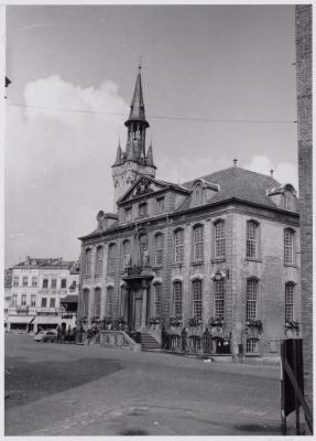 Lier, stadhuis en belfort