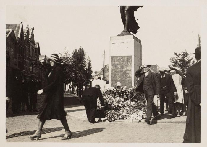 Lier, gedenkteken WOI, Vismarkt-Grote Markt