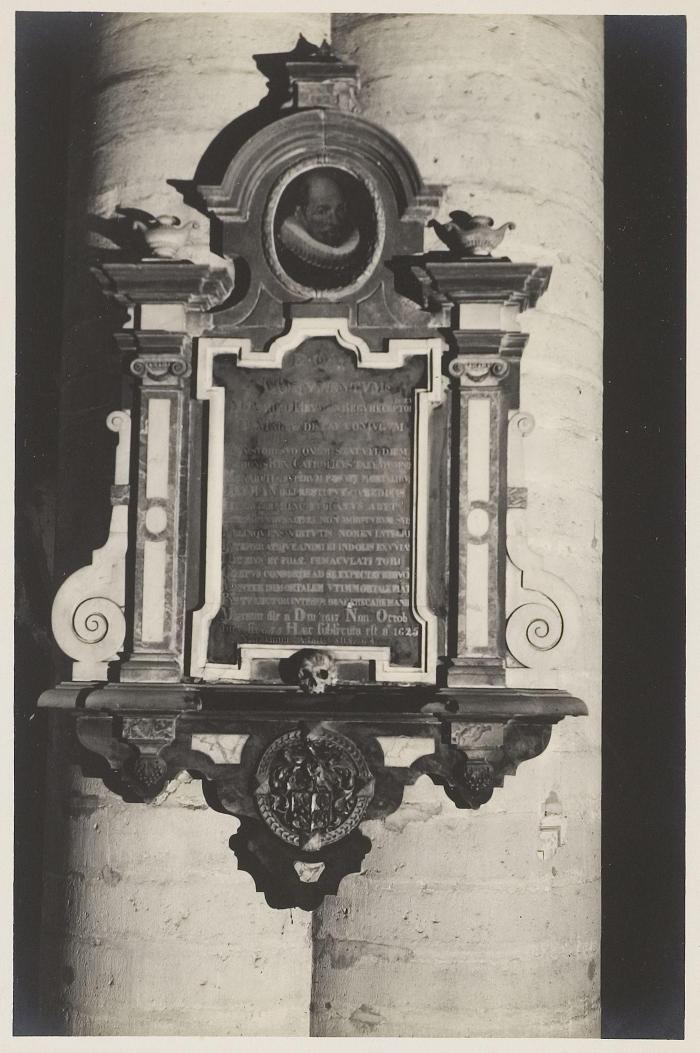 Lier, Sint-Gummaruskerk interieur