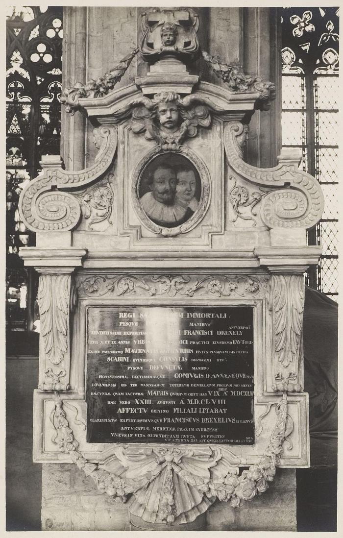 Lier, Sint-Gummaruskerk interieur
