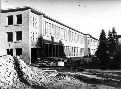 Lille, beroepsschool van de zusters van Vorselaar in opbouw in 1964.