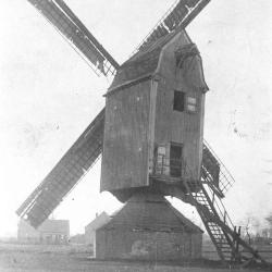 Lille , de molen van Gust Verellen rond 1910