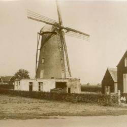 Nijlen, molen Dom, begin 20ste eeuw