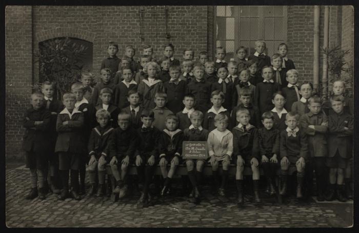 Herentals, gesticht Heilige Familie, 1923-1924