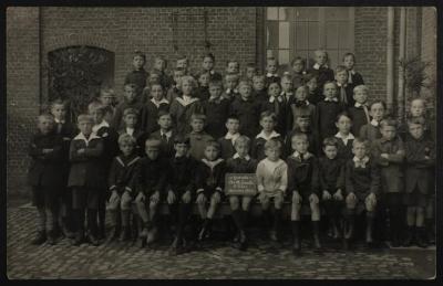 Herentals, gesticht Heilige Familie, 1923-1924