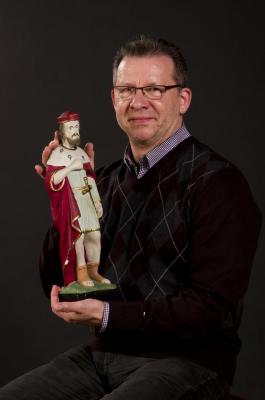 Jan Verheyen met Gummarusbeeld