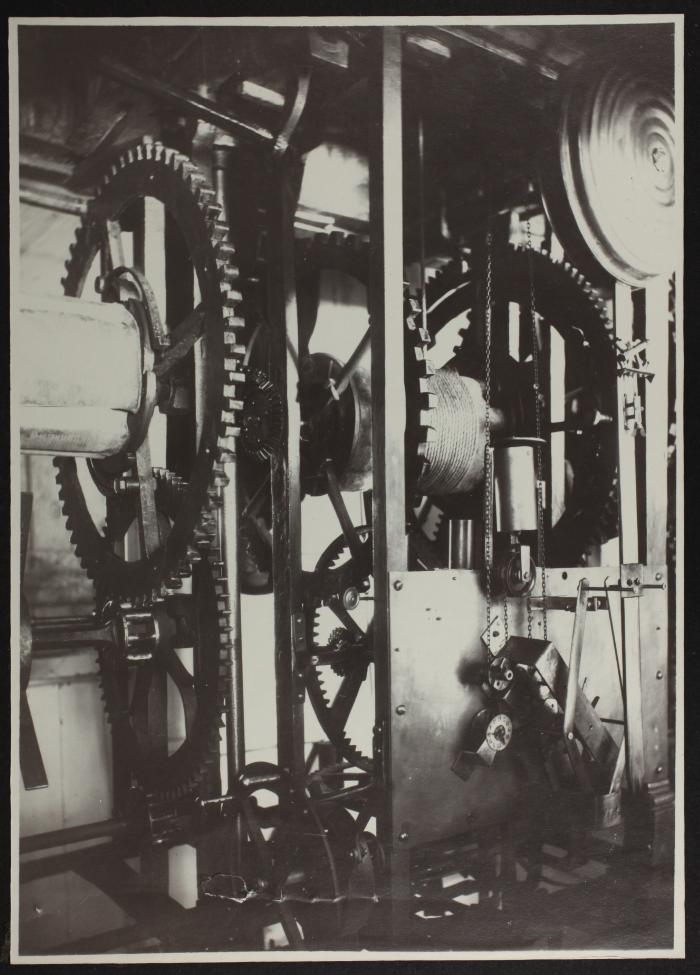 Lier, Sint-Gummaruskerk interieur