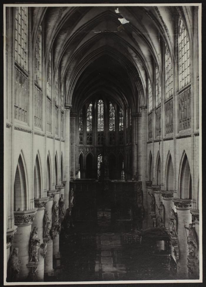 Lier, Sint-Gummaruskerk interieur