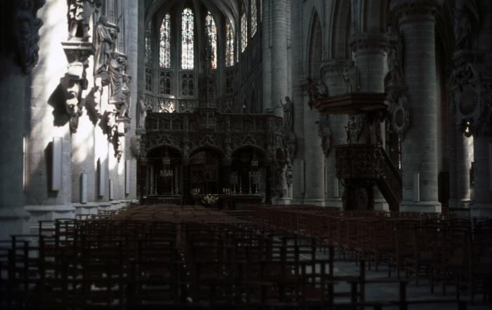 Lier, Sint-Gummaruskerk, interieur