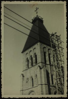 Berlaar, Sint-Pieterskerk, 1942-1945