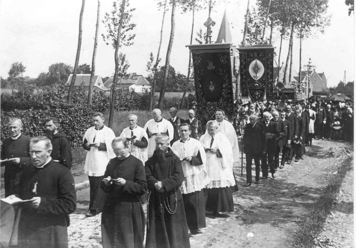 Poederlee, Heggeprocessie in 1912
