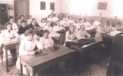 Herenthout, familiale beroepsschool, 1946-1947