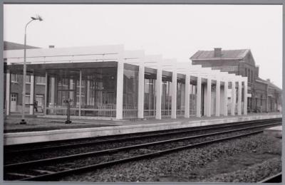 Heist-op-den-Berg, het nieuwe stationsgebouw 