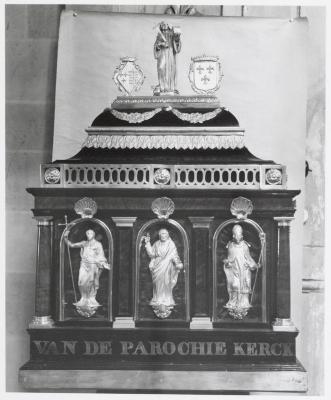 Heist-op-den-Berg,  het reliekschrijn van de heilige Guibertus in de kerk te Itegem
