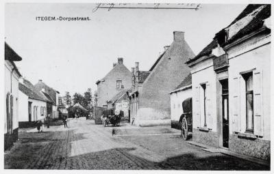 Heist-op-den-Berg, de Dorpsstraat te Itegem