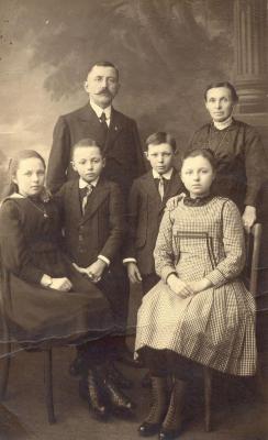 Heist-op-den-Berg, portret van de familie Kerkstoel 