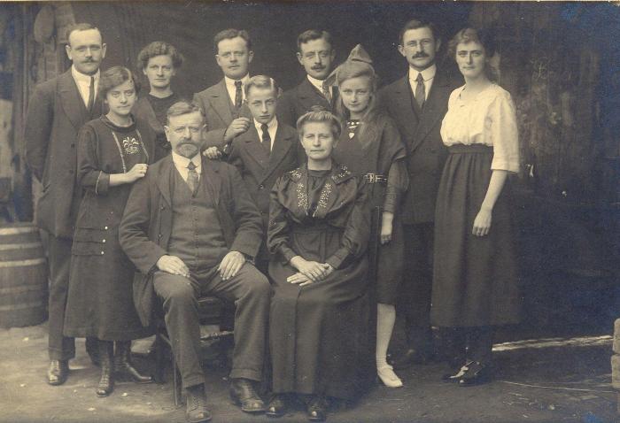 Heist-op-den-Berg, portret familie van Leonard ("Naar") Claes 