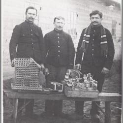 Heist-op-den-Berg, drie Heistse soldaten in een Hollands interneringskamp 