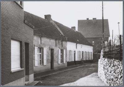 Heist-op-den-Berg, huizenrij in de Heistse Landekenstraat