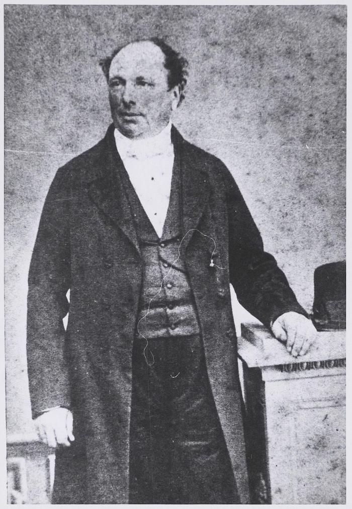 Heist-op-den-Berg,  portret van dokter Franciscus Josephus Van de Weyer