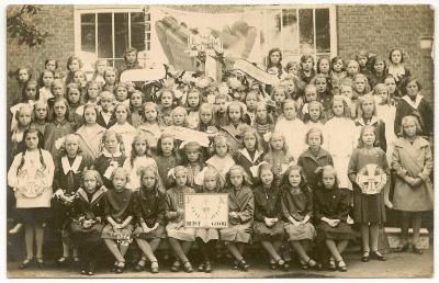 Heist-op-den-Berg,  kinderen bij de beweging "Eucharistische Kruistocht".