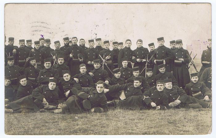 Heist-op-den-Berg, groepsfoto van soldaten