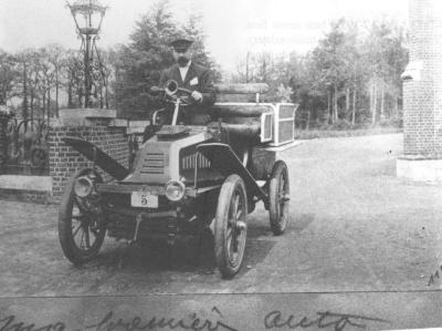 Herenthout, de eerste auto van baron Van Reynegom de Buzet