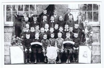 Heist-op-den-Berg, klasfoto van een jongensschool