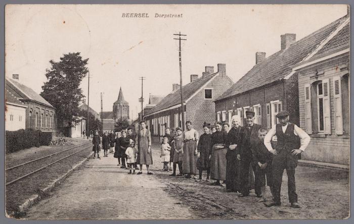 Dorpsstraat, Beerzel.