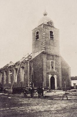 Afbraak van de Sint-Niklaaskerk in 1891.