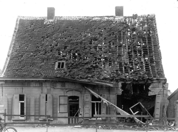 Herenthout, café De Kroon, bombardement 1940