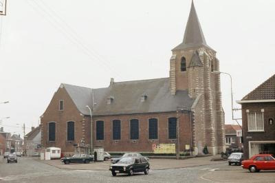 Beerzel, kerk Sint-Remigius