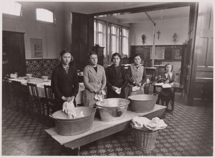 Putte, huishoudschool, Peulis