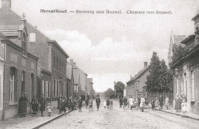Herenthout, Bouwelse Steenweg, ca. 1900