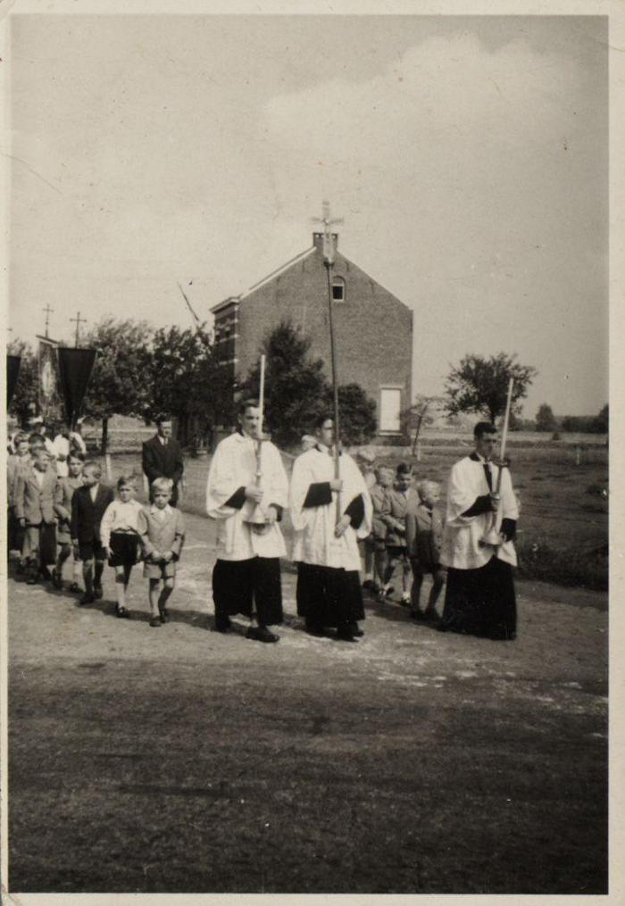 Putte, processie (Peulis)