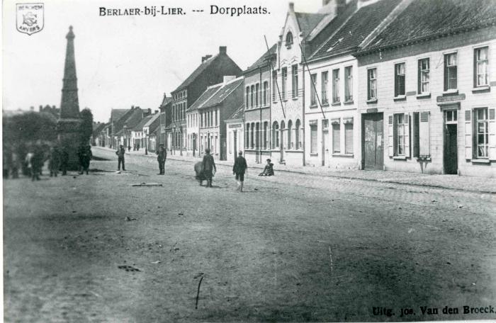 Berlaar, dorpsplein