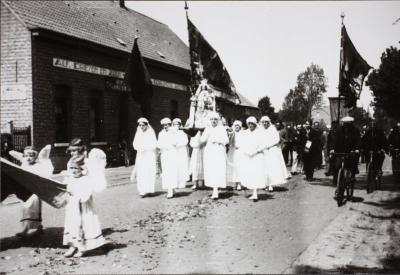 Poederlee, Ommegang van de Hegge, 1912