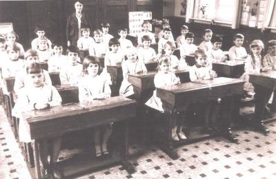 Herenthout, meisjesschool, 3de leerjaar, 1963-1964