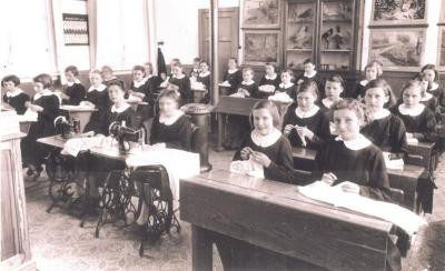 Herenthout, meisjesschool, 8ste leerjaar, 1938-1939