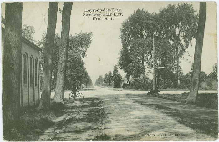 Heist-op-den-Berg, kruispunt