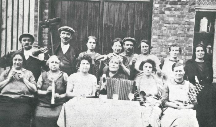 Herenthout, kermisvierders, circa 1920