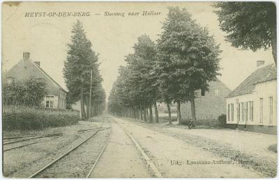 Heist-op-den-Berg, Steenweg op Hallaar